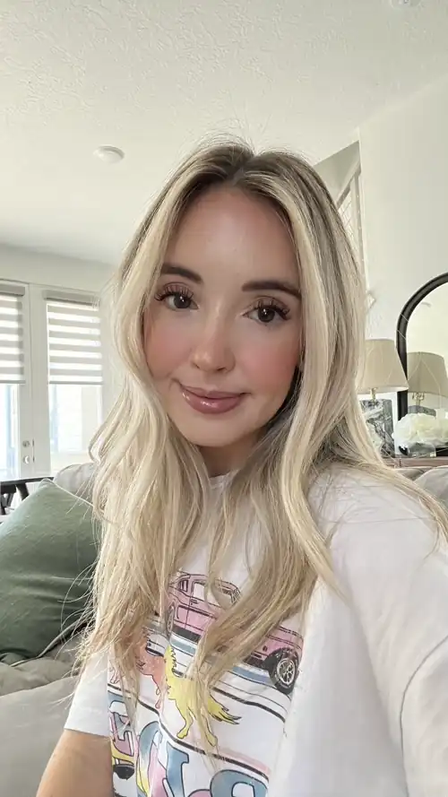 Do I still look cute at 32