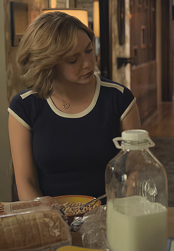 Tender loving care [Elizabeth Olsen]