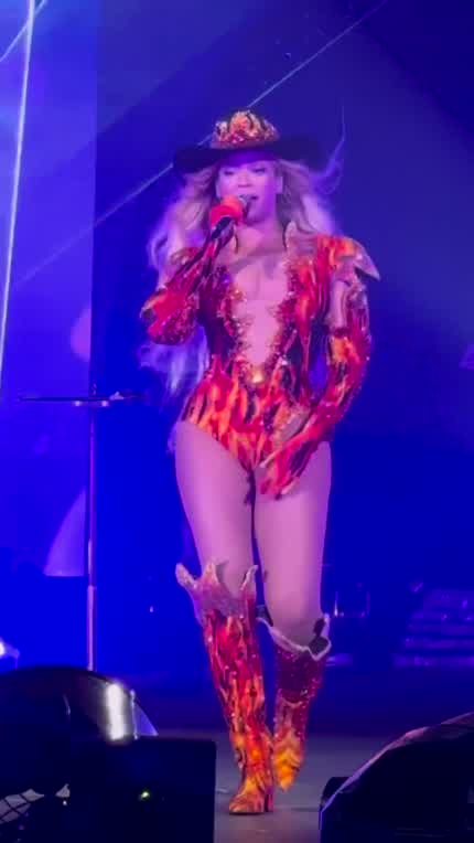 “Drunk in Love” in Houston | September 2023