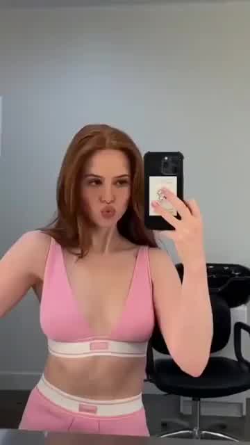 Madelaine Petsch 