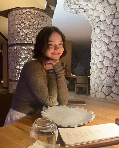 Emma currently on vacation in Mexico