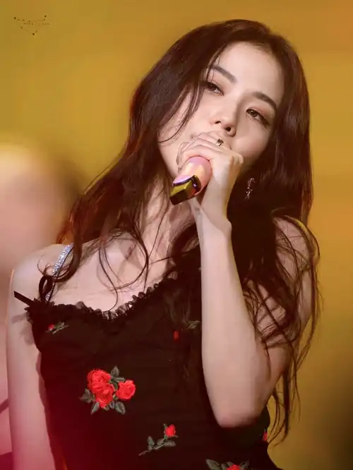 230115 Jisoo
