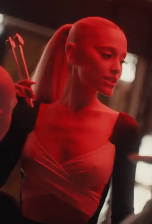 Need to suck her nips