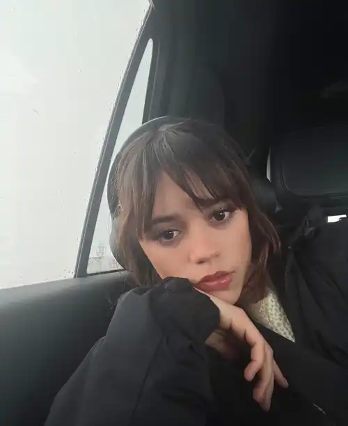 Car selfie | IG April 2023