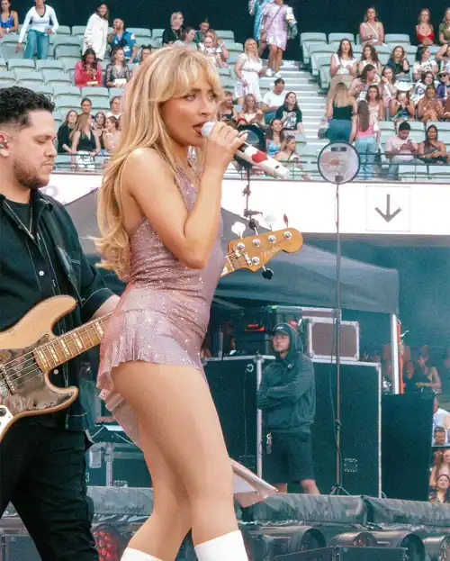 Sabrina performing in Melbourne| February 2024