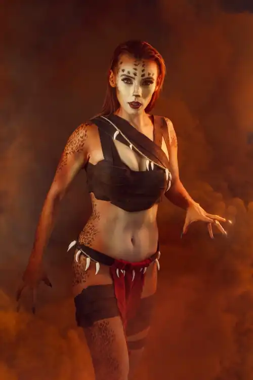 Cheetah from INJUSTICE (paint by Eren Bentsel, cosplay by me)
