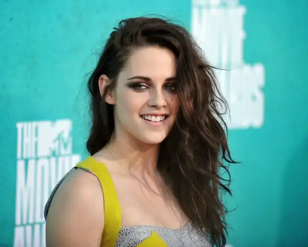 At MTV movie awards 2012
