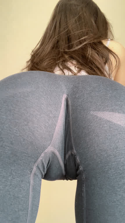 sniff or bite