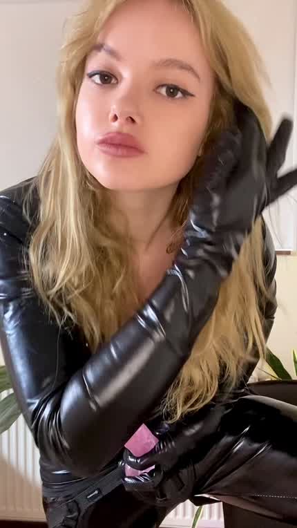 Let me pound you bitchboi