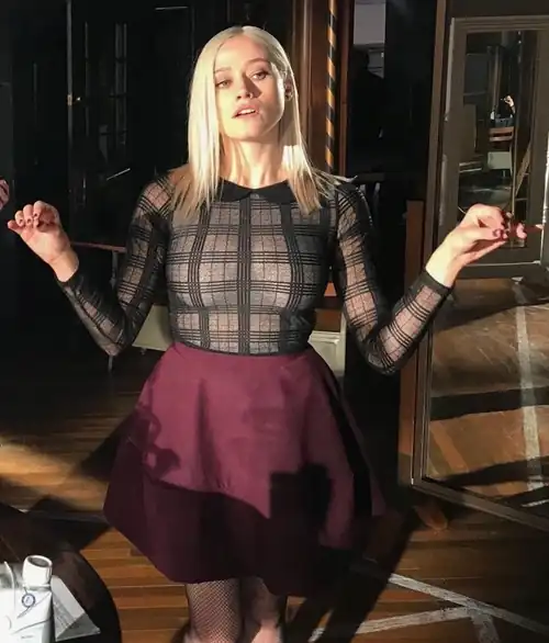 god, i love her
