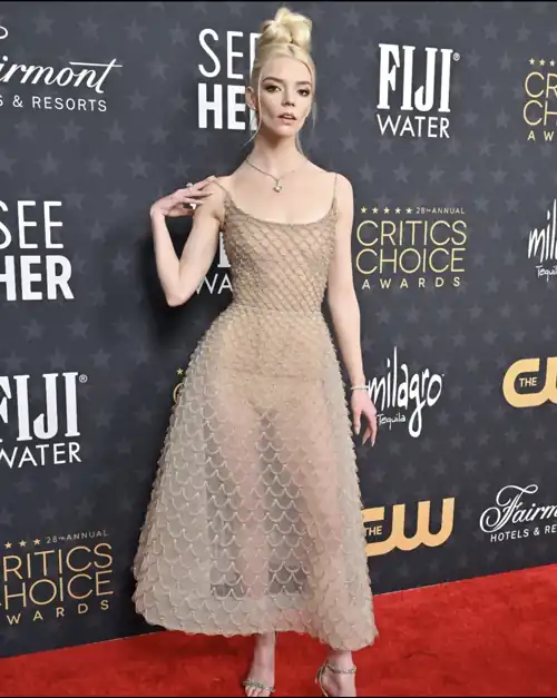 That dress does things to me