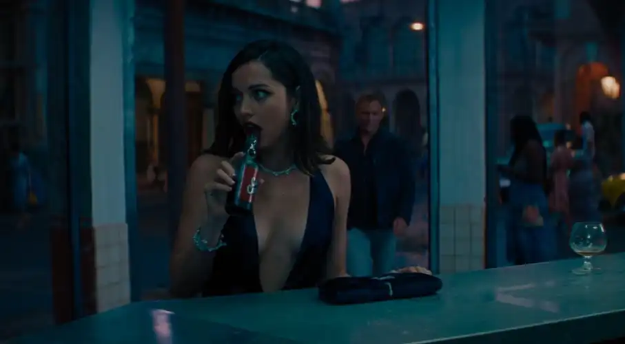 The Bond girl that we need