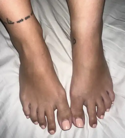 Do I have nice feet ? I'm a bit shy about them