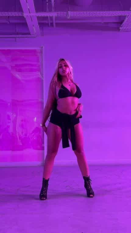 Perfect body😍