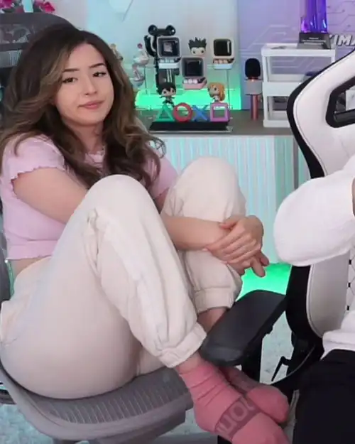 Pokimane thicc 