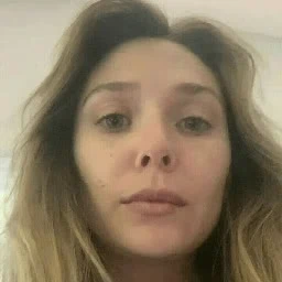 elizabetholsenmum