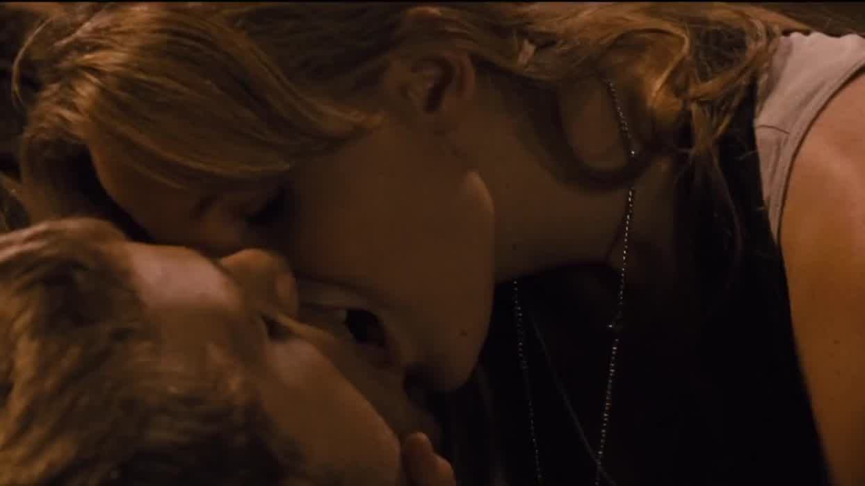 Jennifer Lawrence l