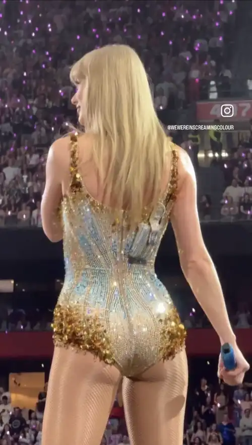 I want to take her from behind so fucking bad