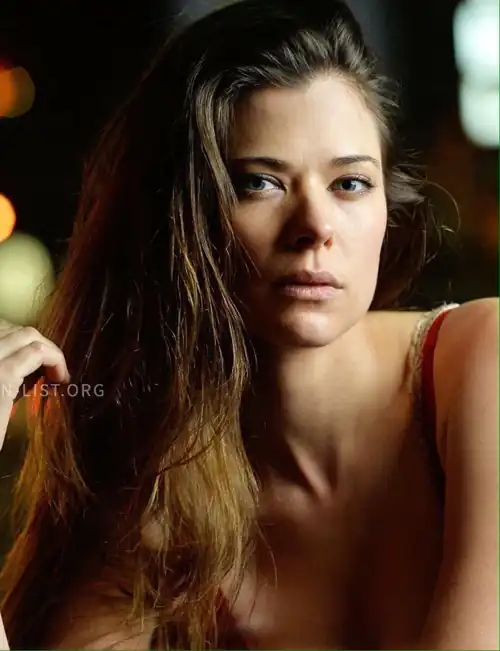 Hey guys could you help me find this picture without the water mark or a higher quality version. It would be much appreciate. Thanks