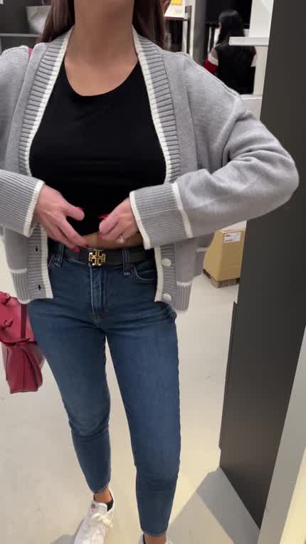 Trophy showing off in public 