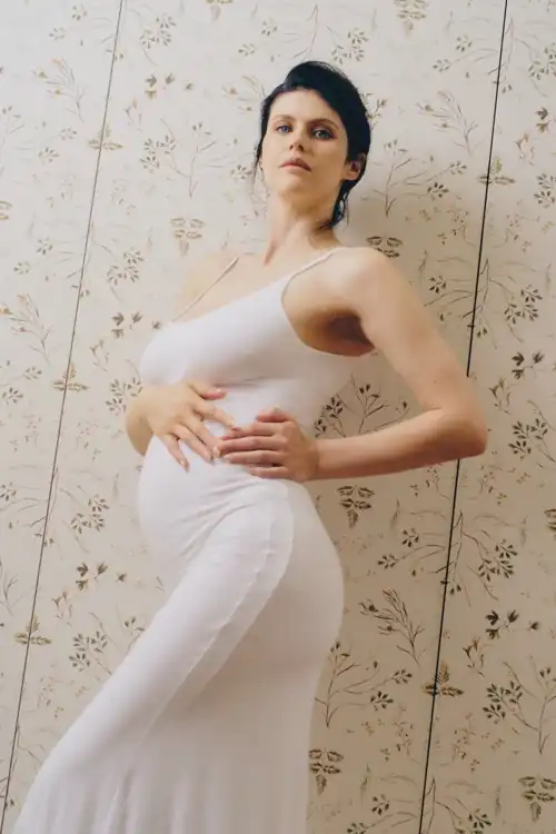 She is so hot pregnant 