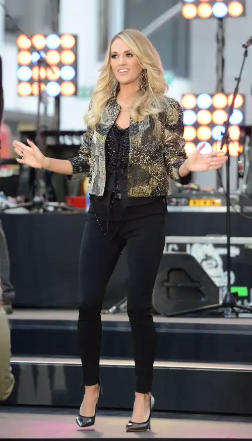 Performs at The Today Show in New York