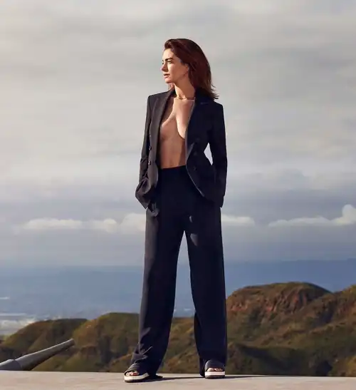 Anne Hathaway