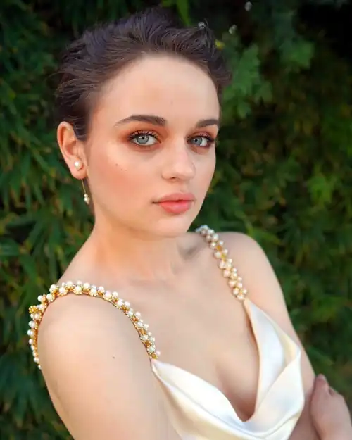 Those lips...