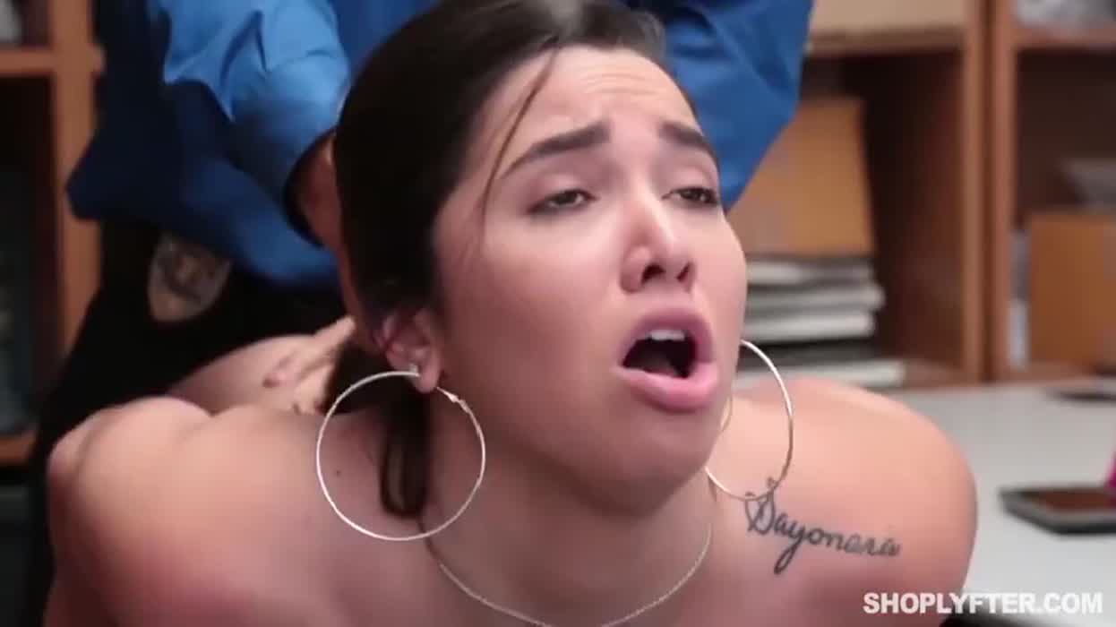 Shoplifter gets lifted