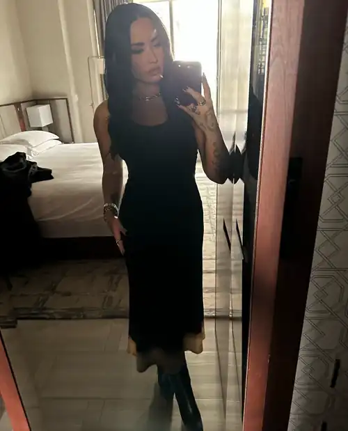 She's so hot in this dress