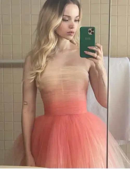Dove cameron