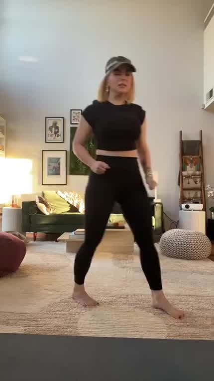 JoJo doing yoga | TikTok January 2024