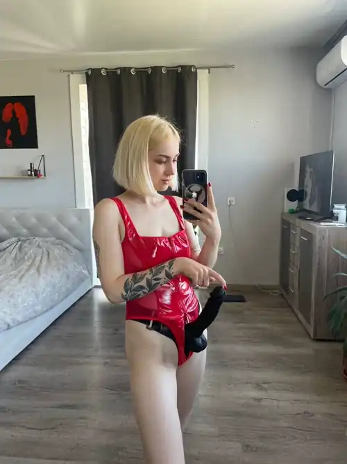 Who volunteers for spitroasting? 🤤