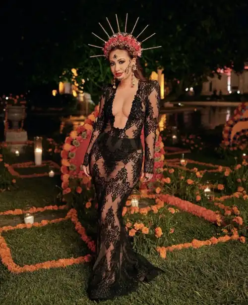 Francia’s outfit for Dias De Los Muertos | IG November 2023