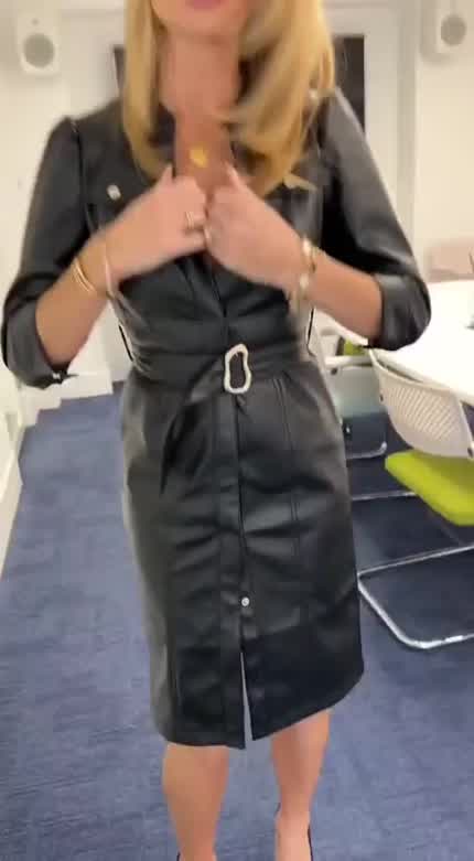 Amanda Holden - MILF! 🔥