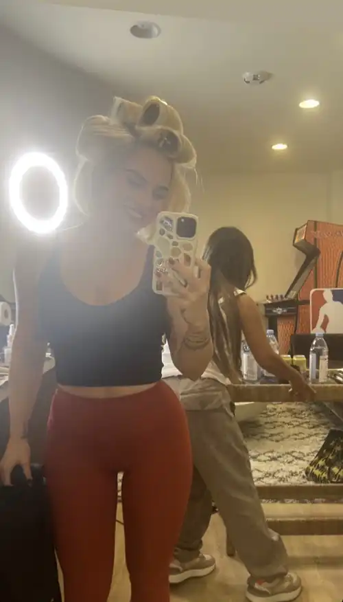 JoJo selfie | IG story September 2023