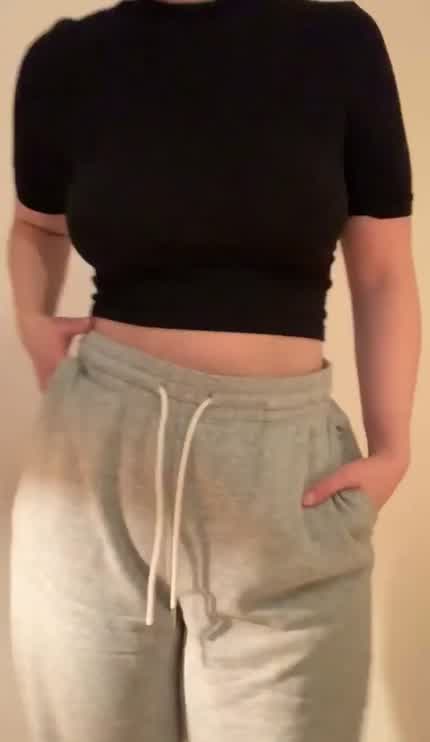 what does your brain say when you see this ass?