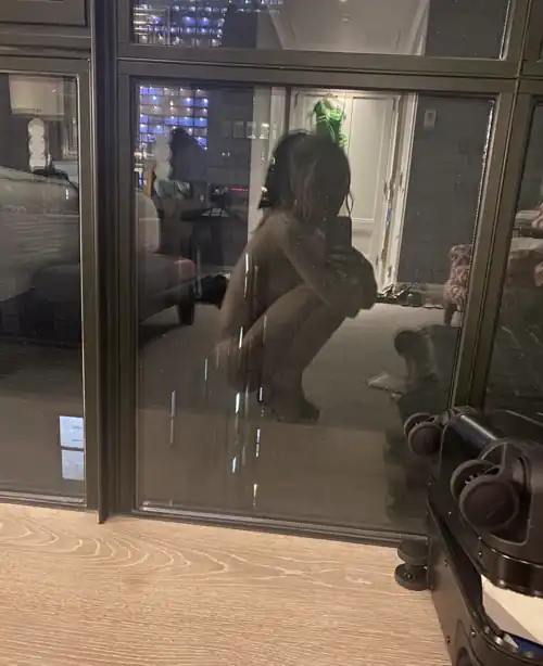 A tease 😩