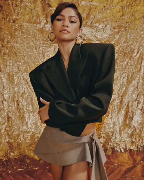 Zendaya owns me