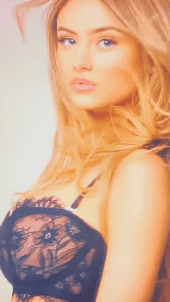 Leni | in lingerie for Intimissimi | October 2023