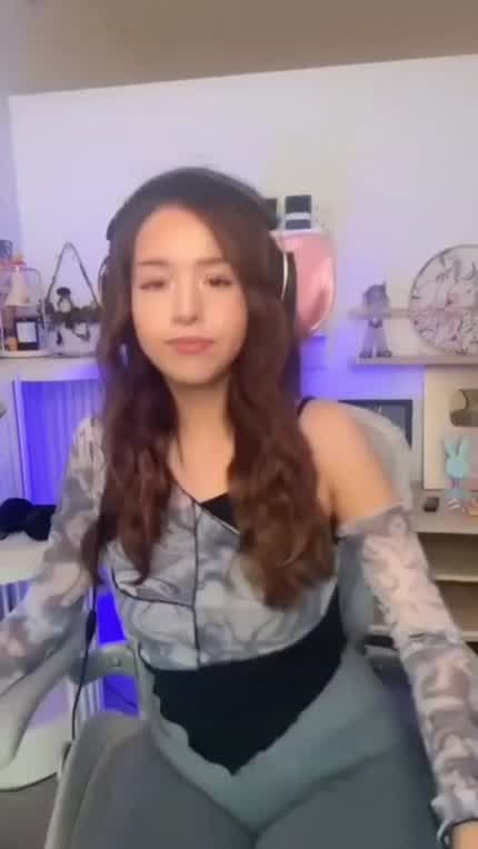 Pokimane 