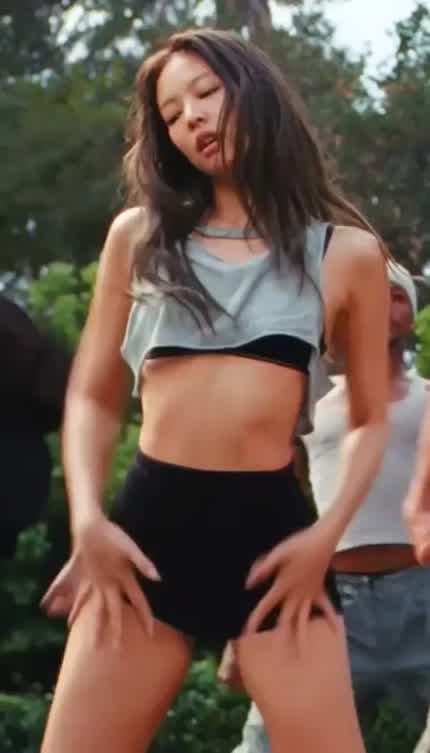 Jennie 🥵