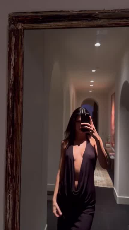 Kendall | hot outfit | IG Story | January 2024 