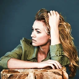 yvonnestrahovski