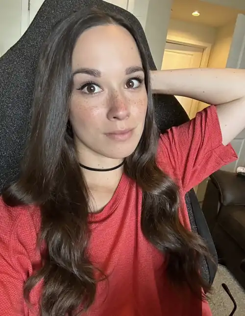 I’m ready for a lake day. I went swimming yesterday and I’m finally getting tan again. 