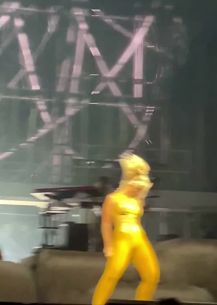 Gun Dance @ O2 Arena, London