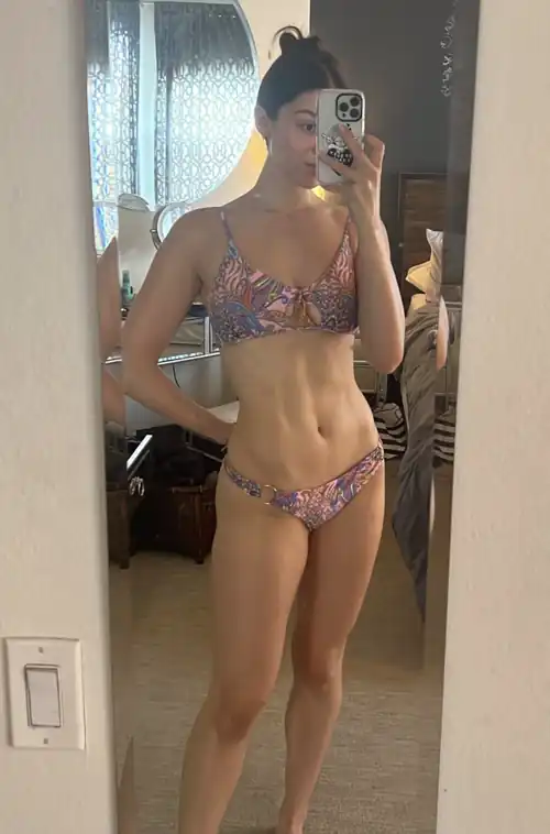new bikini selfie |IG|April 2023|