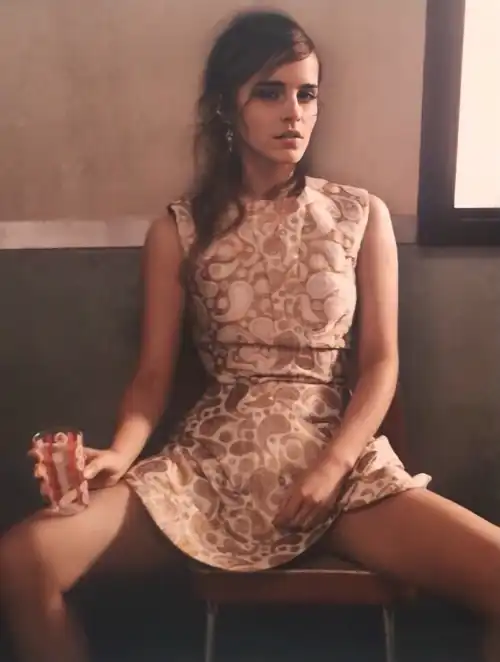 Emma watson legs spread