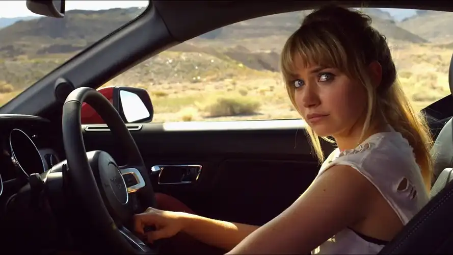 'Julia Maddon' in Need for Speed
