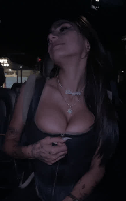 Mia Khalifa 